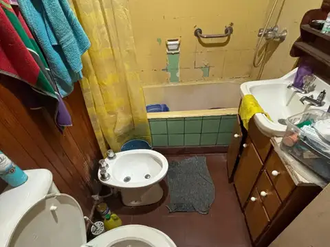 Casa 3 ambientes con 1 baño