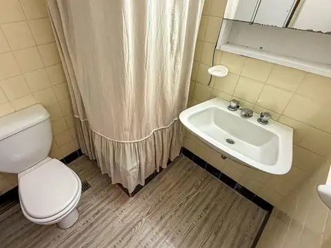 VENTA MONOAMBIENTE MIRAMAR EDIFICIO CATEGORIA
