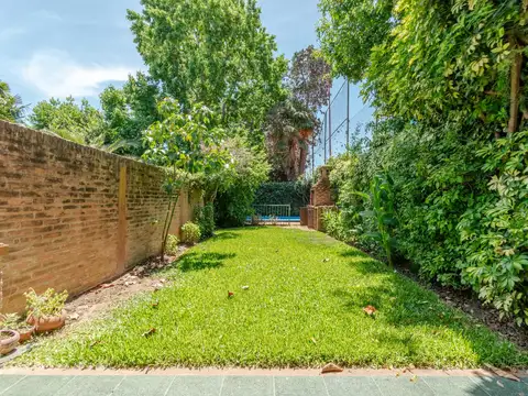 Casa 5 ambientes con 4 baños