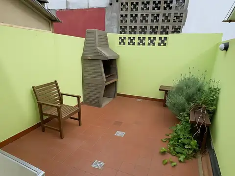 Depto Tipo Casa en Venta con 1 cocheras