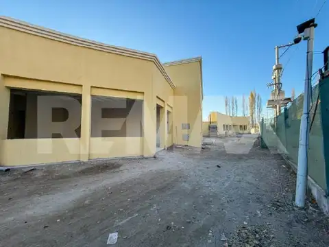VENTA LOCALES COMERCIALES - LA RESERVA B° BOTANICO