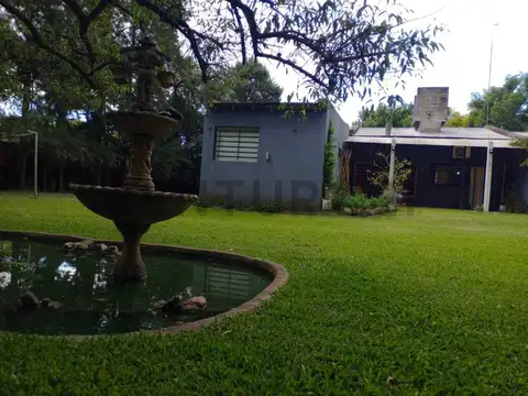 149 y 415- Casa de cuatro dormitorios- en venta -Arturo Segui -La Plata