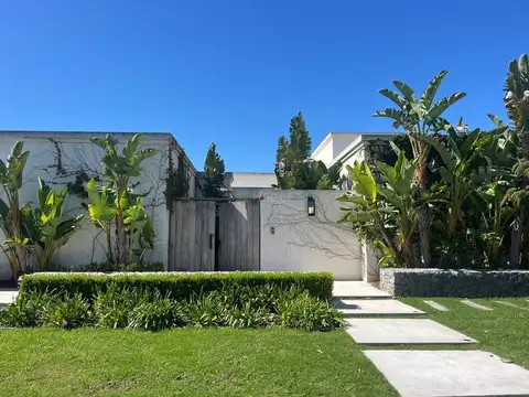Casa en Venta en Talar Del Lago II, USD 670.000
