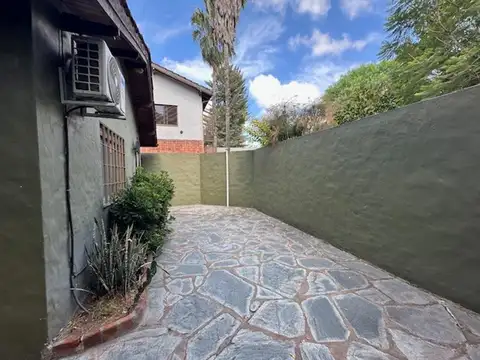 Casa en Venta en Don Torcuato, USD 99.000