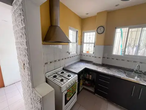 Depto Tipo Casa en Venta en Villa Saenz Peña, USD 115.000