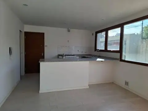 Departamento 4 ambientes con 1 baño