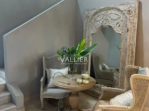 Casa en Alquiler Temporal con 3 cocheras