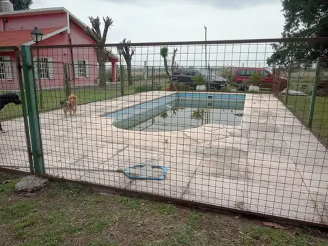 Barrio Escalada, R193 KM 100