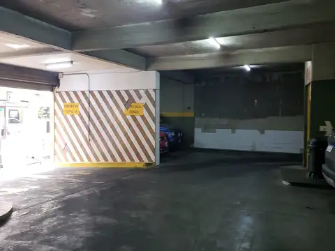 Alquiler - Cochera - Piso 1 - Caballito