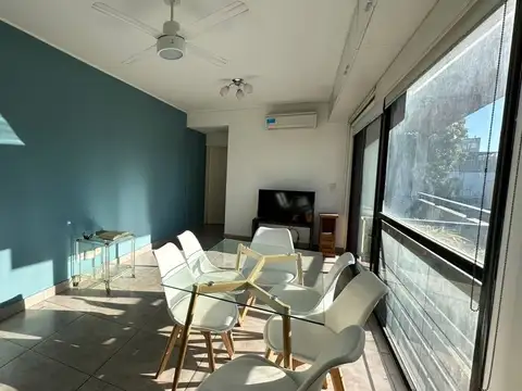 Venta Dpto. 2 Amb con Balcon aterrazado y cochera