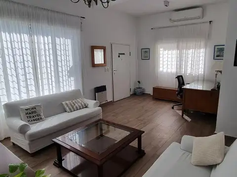 Casa en Venta en Olivos, USD 280.000