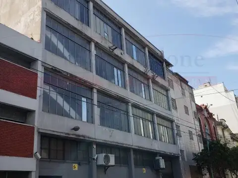 Avenida Valentín Alsina 3200