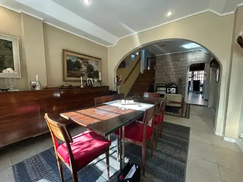 Depto Tipo Casa en Venta de 4 dormitorios