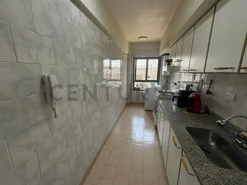 Rivera Indarte 1600, Piso 0