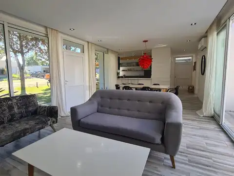 Casa en Venta en Barrio Deportivo 1, USD 205.000