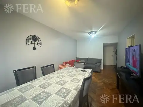 Venta departamento de 4 ambientes con balcón en Wilde
