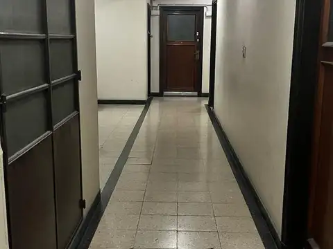 Oficina en venta - Baños Compartidos - 27Mts2 - Balvanera