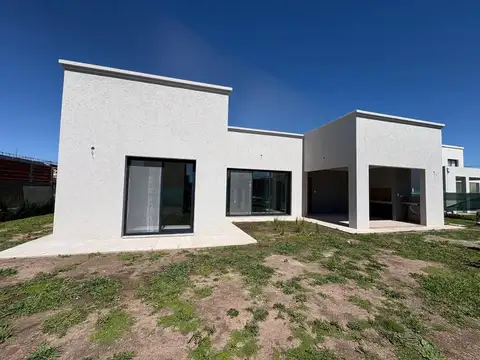 Altos Del Casco, Lote 100