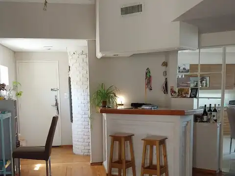 DEPARTAMENTO + OFICINA EN PLANTA BAJA+ QUINCHO