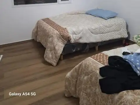 CASA 5 AMB CON PILETA, 650 METROS  EN EZEIZA BARRIO UNO