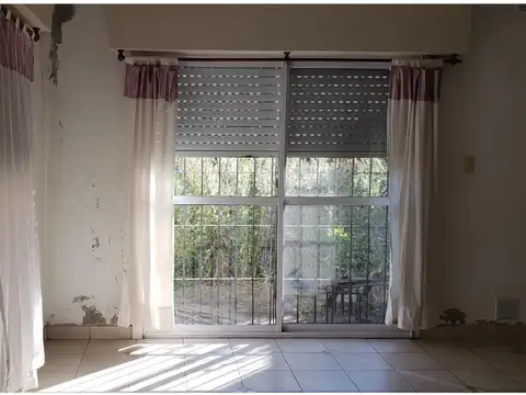 Depto Tipo Casa en Venta al Este