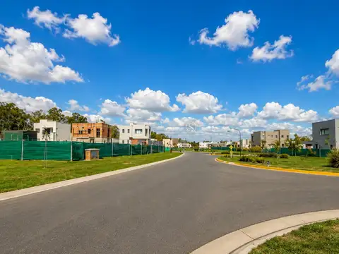 Terreno en Venta en Pilar del Este - Santa Elena, USD 50.000