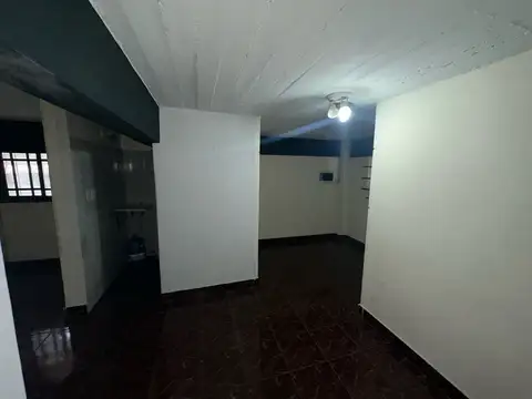 Oficina en Alquiler en Ituzaingo, $ 350.000