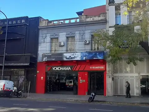 Venta PH Colegiales PB, primer piso y terraza