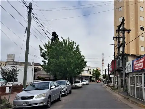 Calle 3 2200, Piso PB