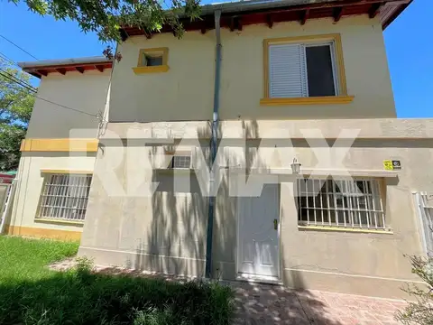CASA 3 DORMITORIOS BARRIO NORTE