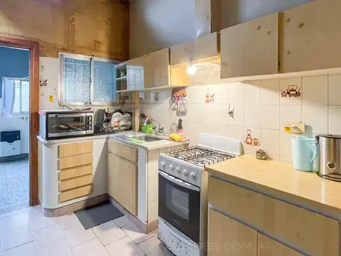 Casa 3 ambientes con 2 baños