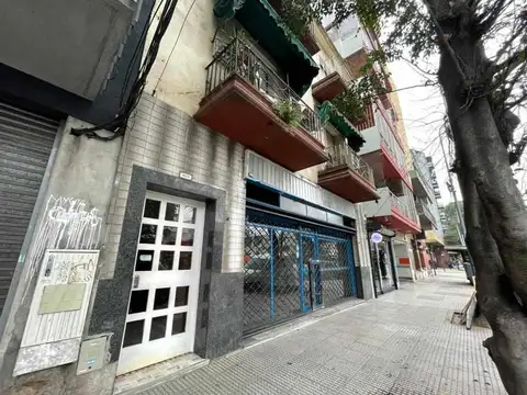 Avenida Rivadavia 9300, Piso 1°