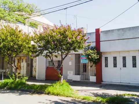 En Venta Casa Avellaneda 472