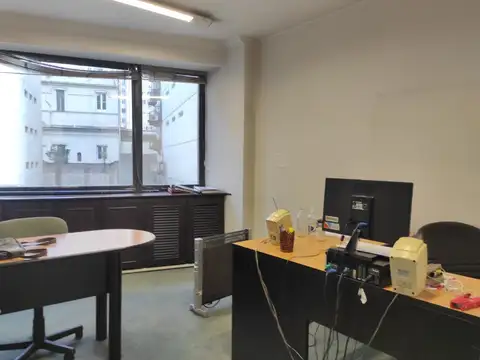 ALEM LEANDRO N. AV. 1000, Piso 4