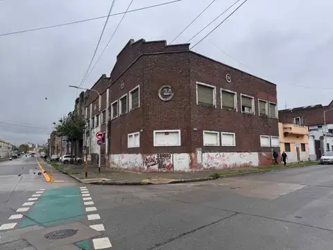 Venta Galpón Avellaneda Zona Industrial 3423 M2