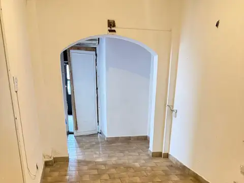 Casa 2 ambientes con 1 baño