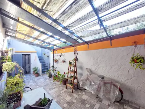 Depto Tipo Casa en Venta al Este