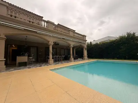 Casa en Venta de 5 dormitorios