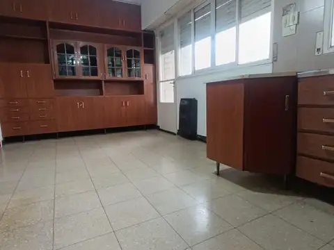 Casa en Alquiler con 1 cochera