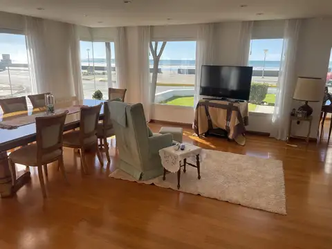 Casa en Venta en Rada Tilly, USD 990.000