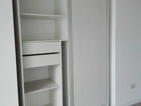 Departamento en Alquiler con 1 cochera