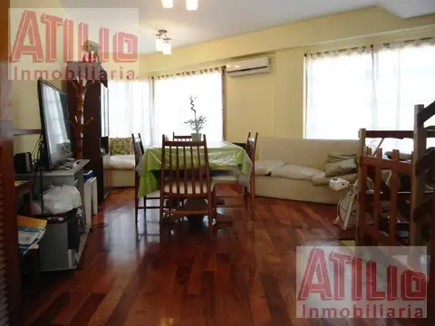 Depto Tipo Casa en Venta de 4 ambientes