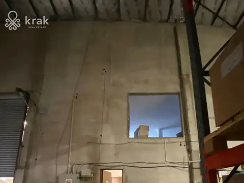 Depósito en alquiler en el Area de Promoción El Triángulo de 1.000 m2