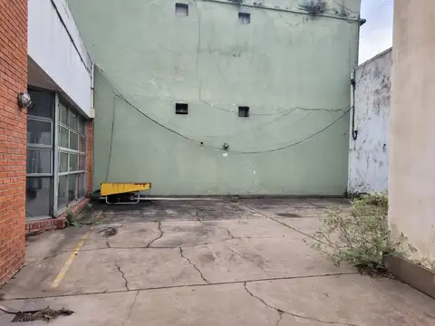 Oficina Monoambiente con 6 baños