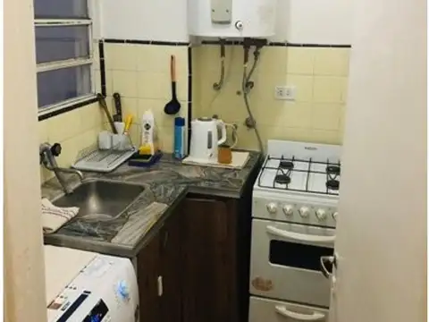 Dto 1 amb. a calle con balcón