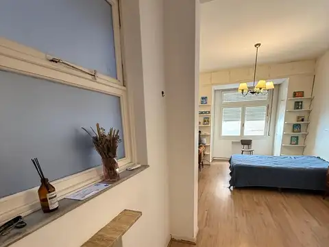 Pena 2100, Piso 1