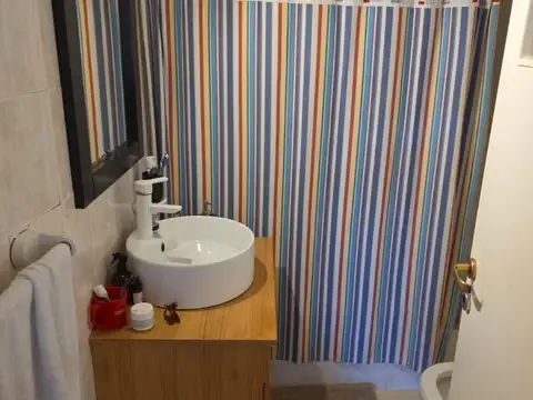 Depto Tipo Casa en Venta con 1 cocheras