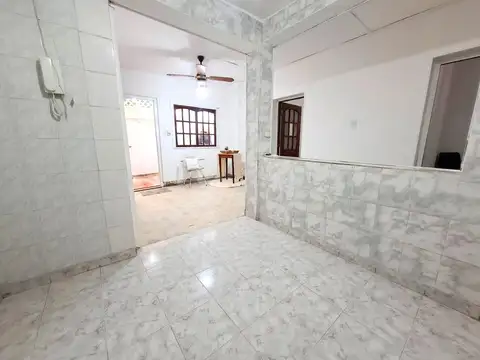 Depto Tipo Casa 3 ambientes con 2 baños