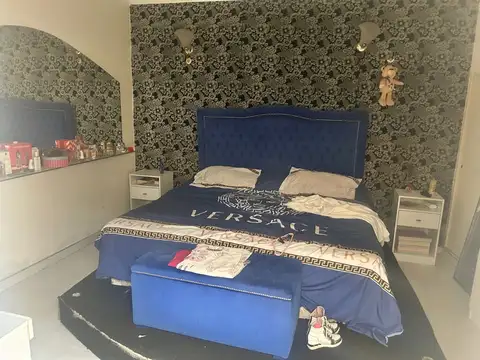 Excelente chalet de 5amb en dos plantas con terraza en Villa real