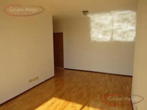 Departamento en Alquiler en Villa del Parque, $ 850.000